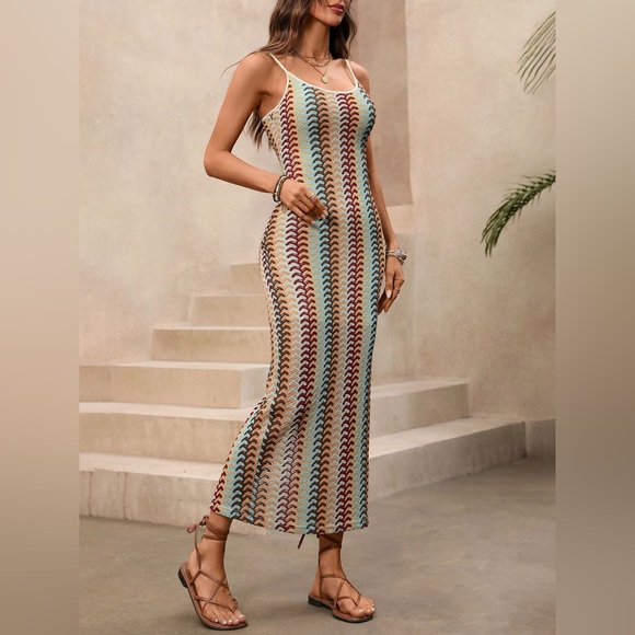 Multicolor Patterned Midi Dress - Picture 6 of 10